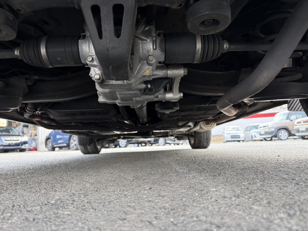 ホンダ ヴェゼルＨＶ 4WD eHEV Z