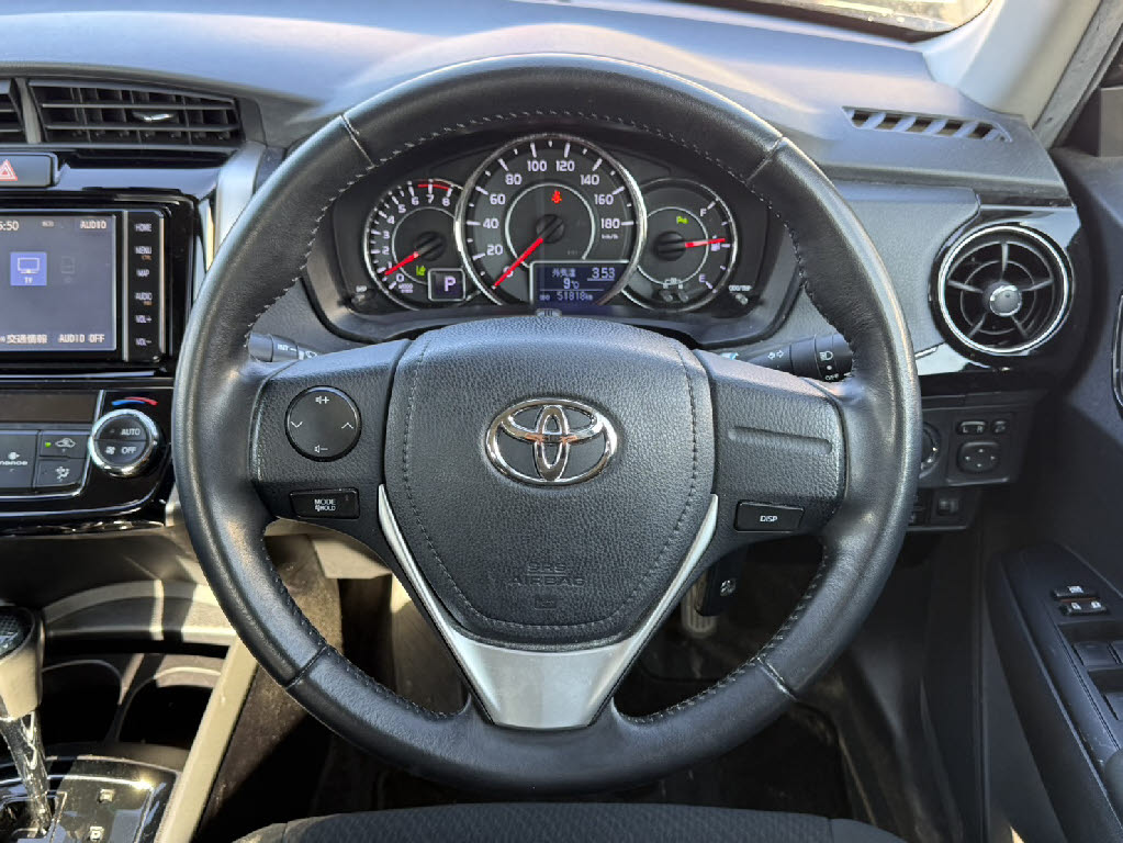 トヨタ カローラアクシオ ４ＷＤ　１．５Ｇ