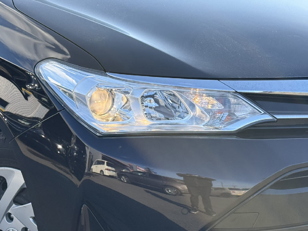 トヨタ カローラアクシオ ４ＷＤ　１．５Ｇ