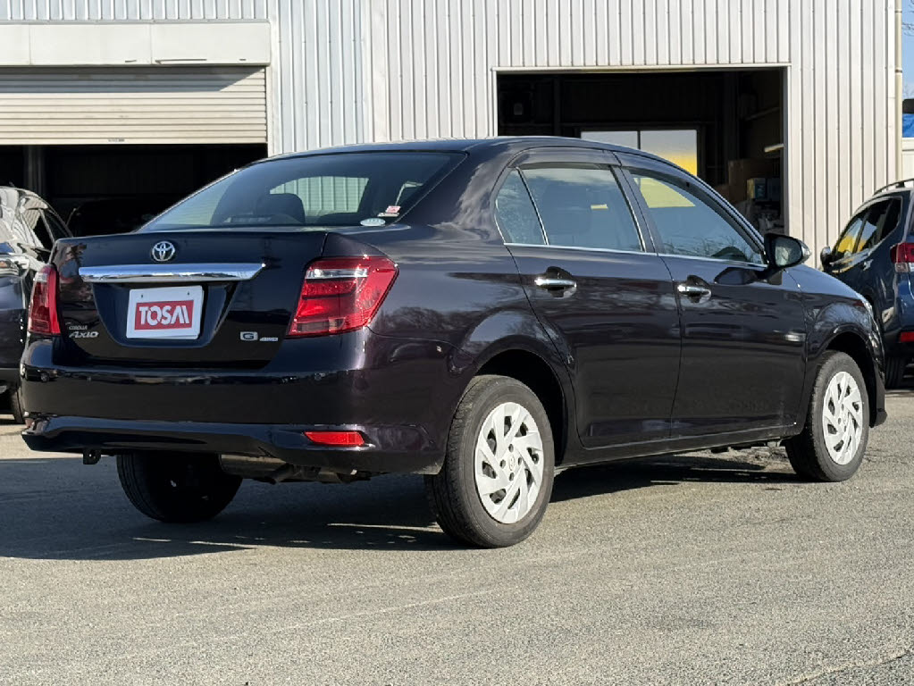 トヨタ カローラアクシオ ４ＷＤ　１．５Ｇ