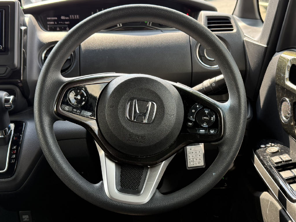 ホンダ Ｎ　ＢＯＸカスタム 4WD G-Lﾎﾝﾀﾞｾﾝｼﾝｸﾞ