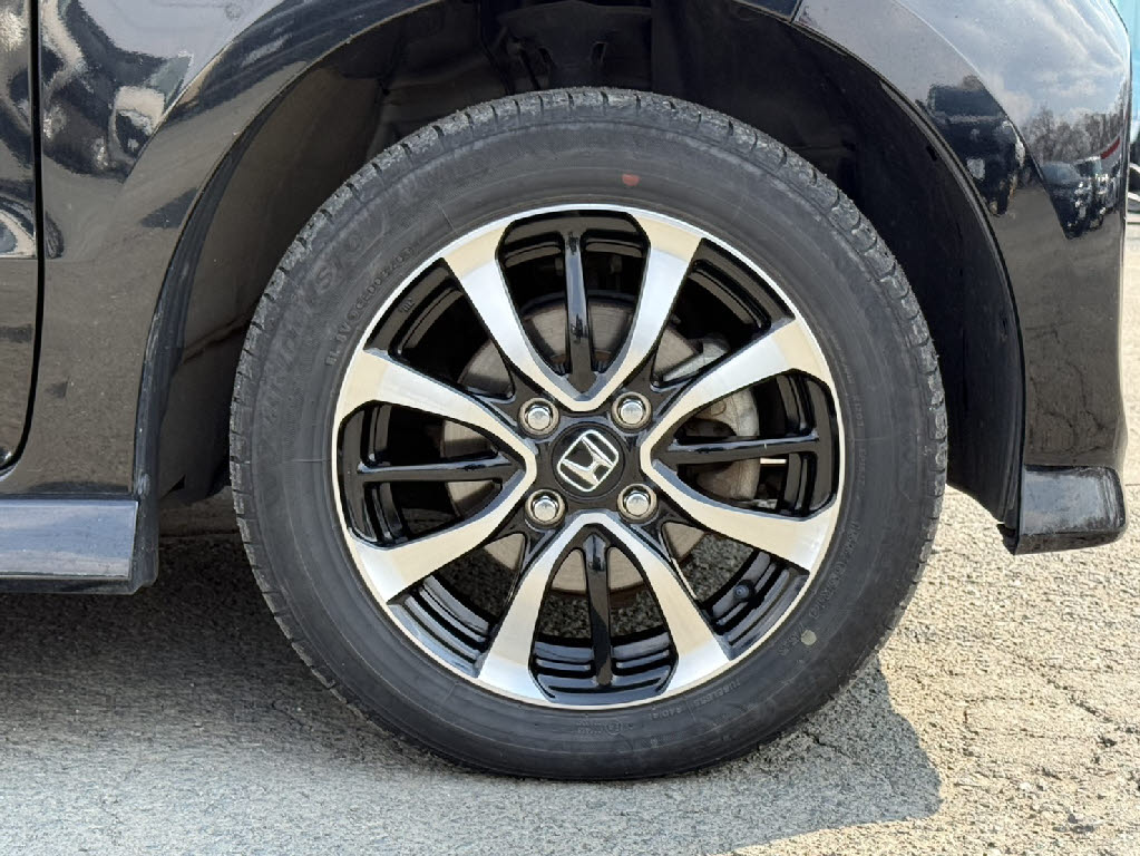 ホンダ Ｎ　ＢＯＸカスタム 4WD G-Lﾎﾝﾀﾞｾﾝｼﾝｸﾞ