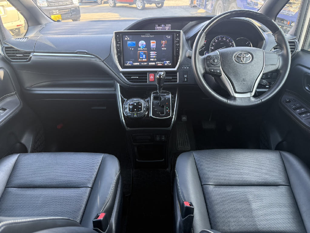 トヨタ エスクァイア Gi