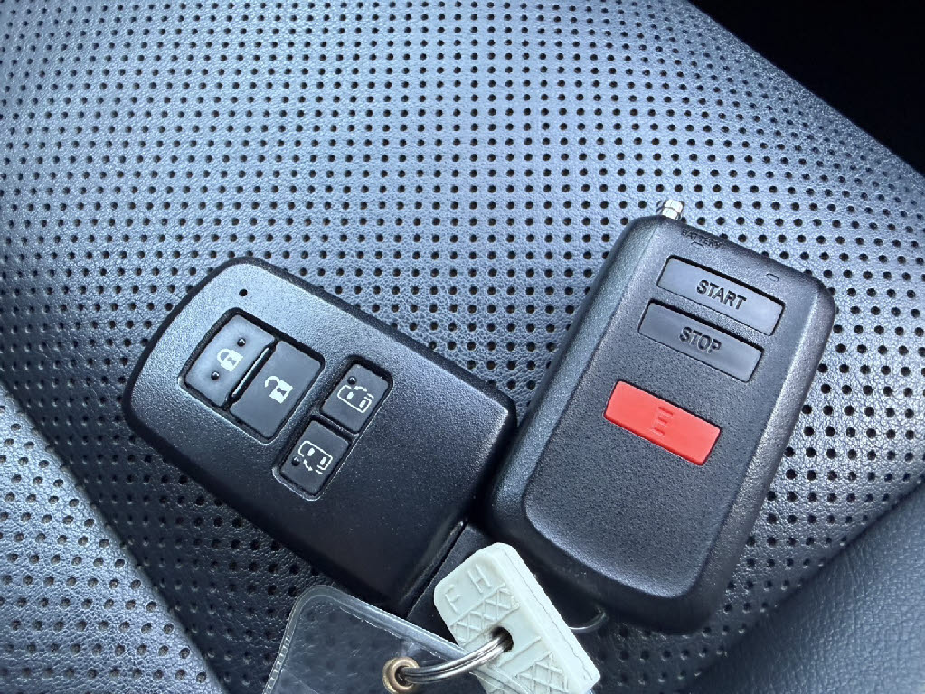 トヨタ エスクァイア Gi