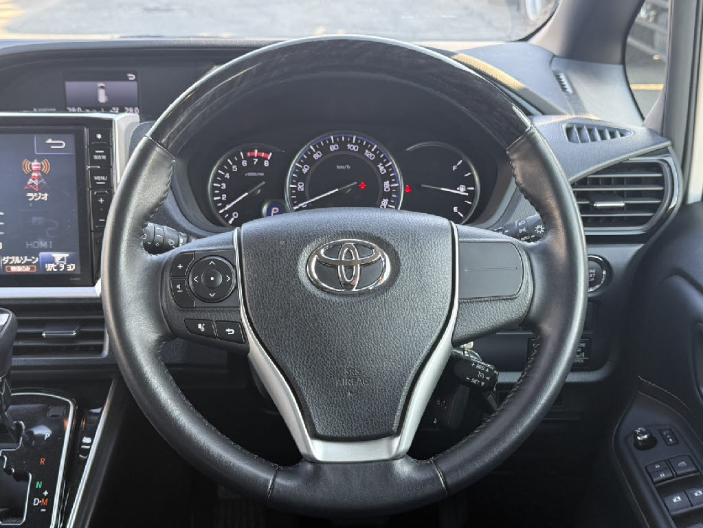 トヨタ エスクァイア Gi