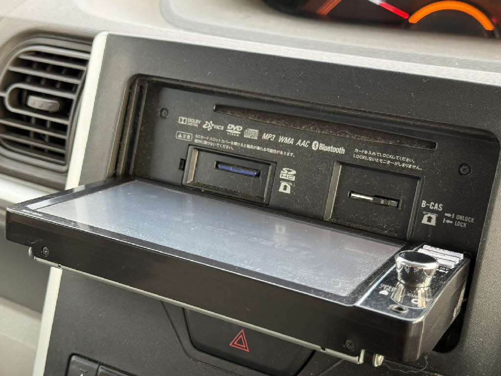 ダイハツ タント X　SA