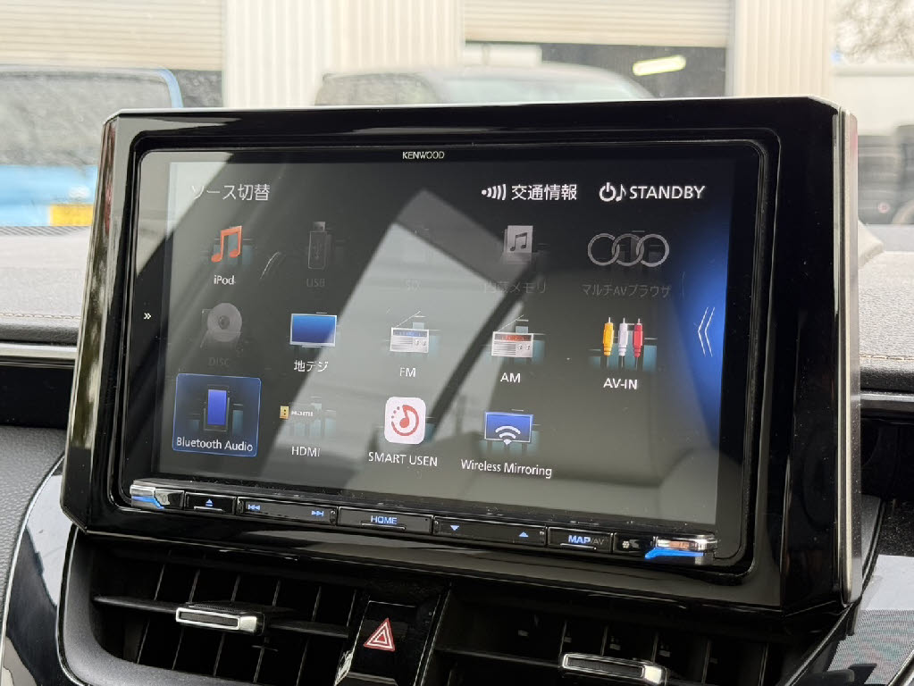 トヨタ カローラツーリング HV WxB