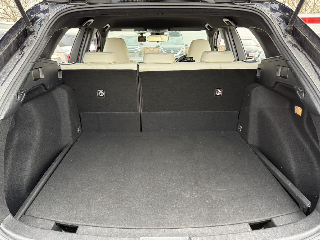 トヨタ カローラツーリング HV WxB