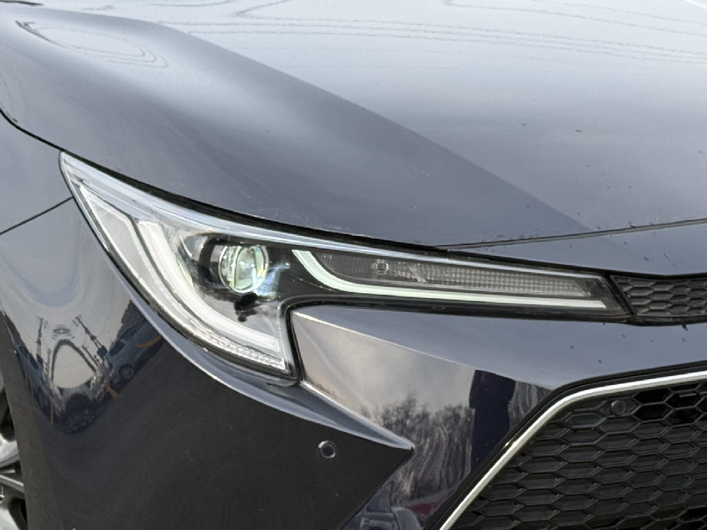 トヨタ カローラツーリング HV WxB