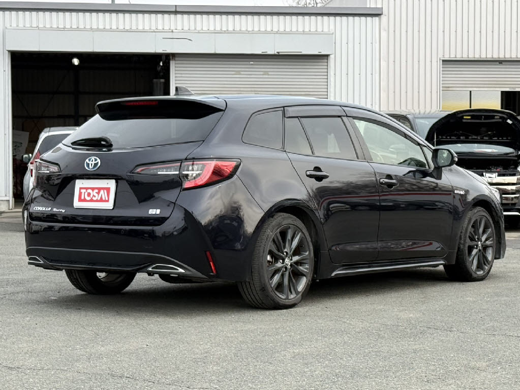 トヨタ カローラツーリング HV WxB