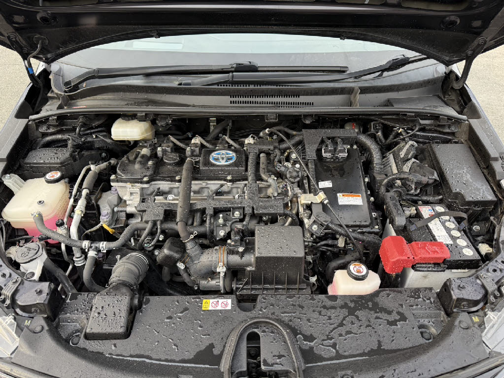 トヨタ カローラツーリング HV WxB