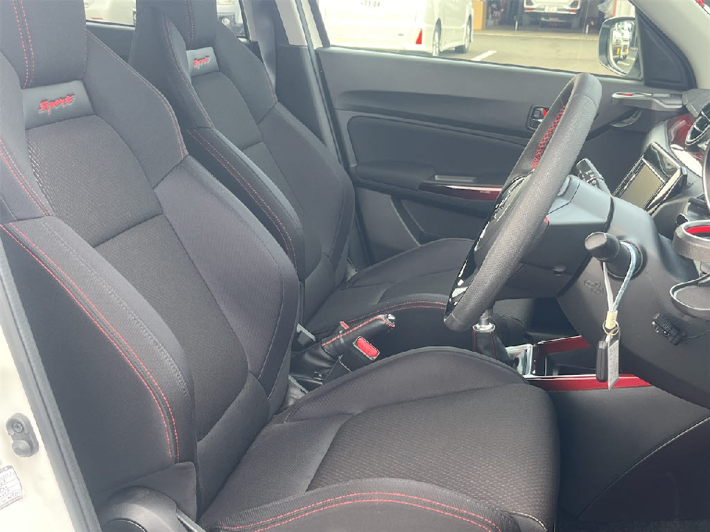 スズキ スイフト スポーツ