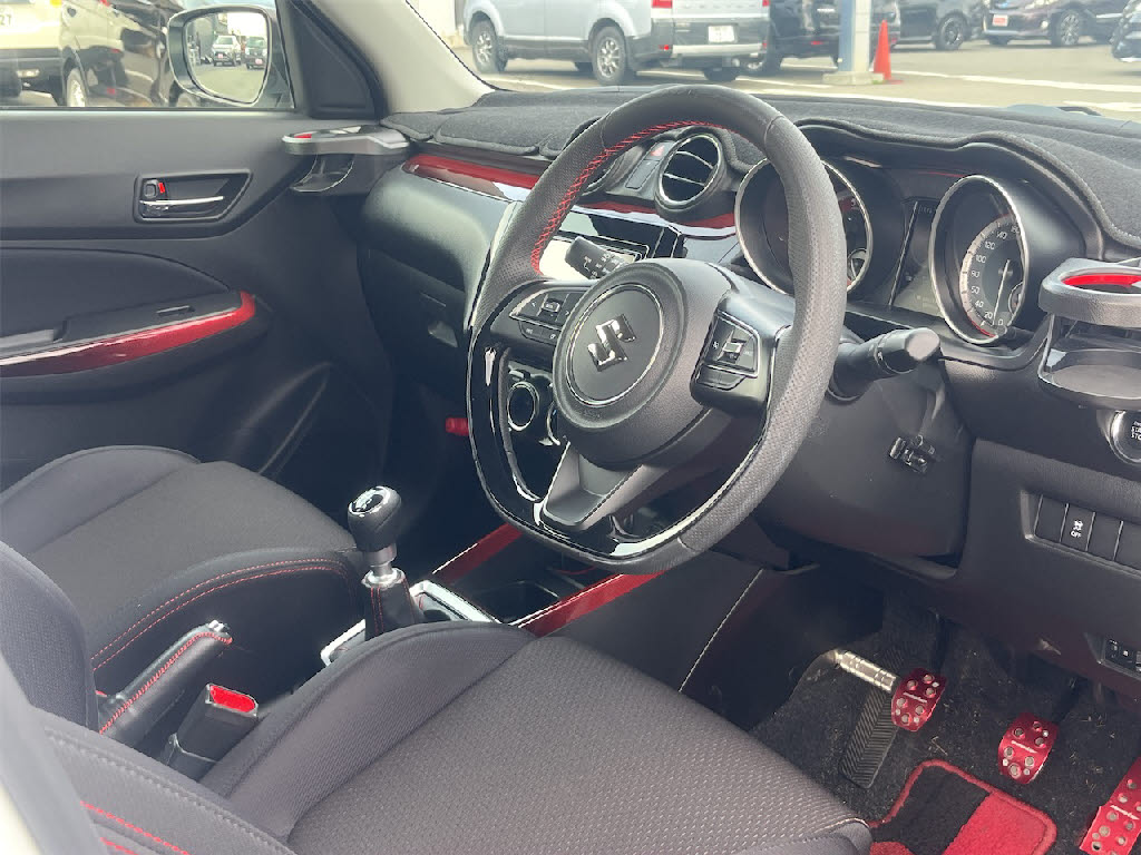 スズキ スイフト スポーツ