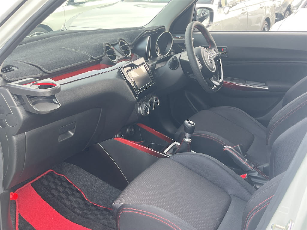 スズキ スイフト スポーツ