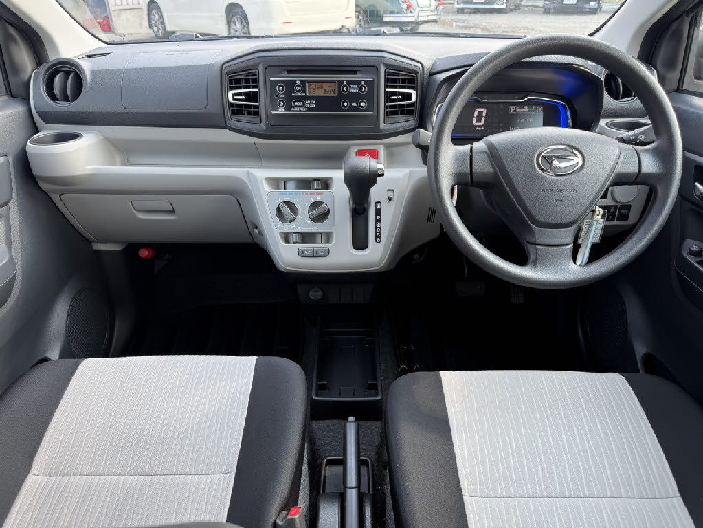 ダイハツ ミライース X SA3