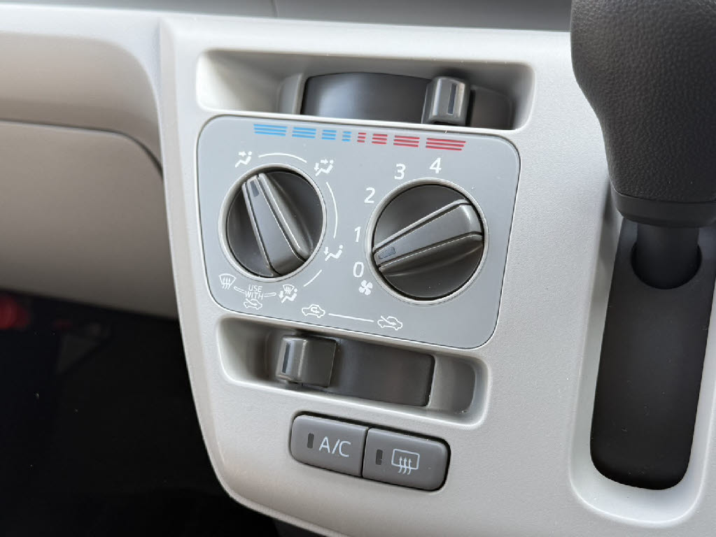 ダイハツ ミライース X SA3