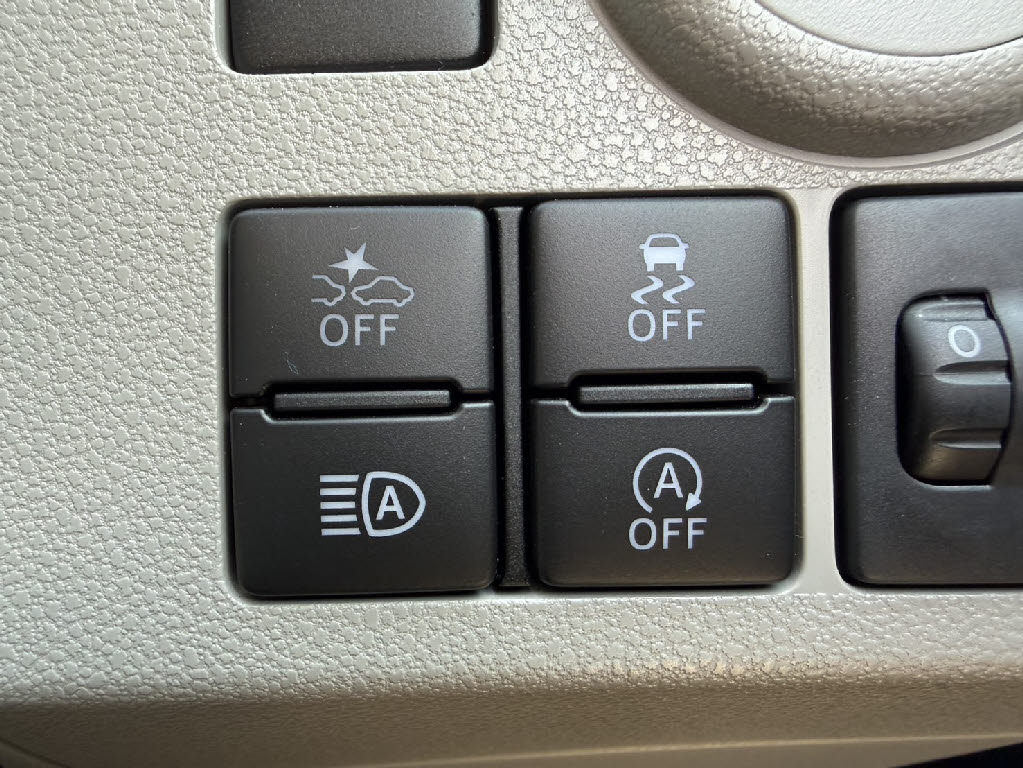 ダイハツ ミライース X SA3