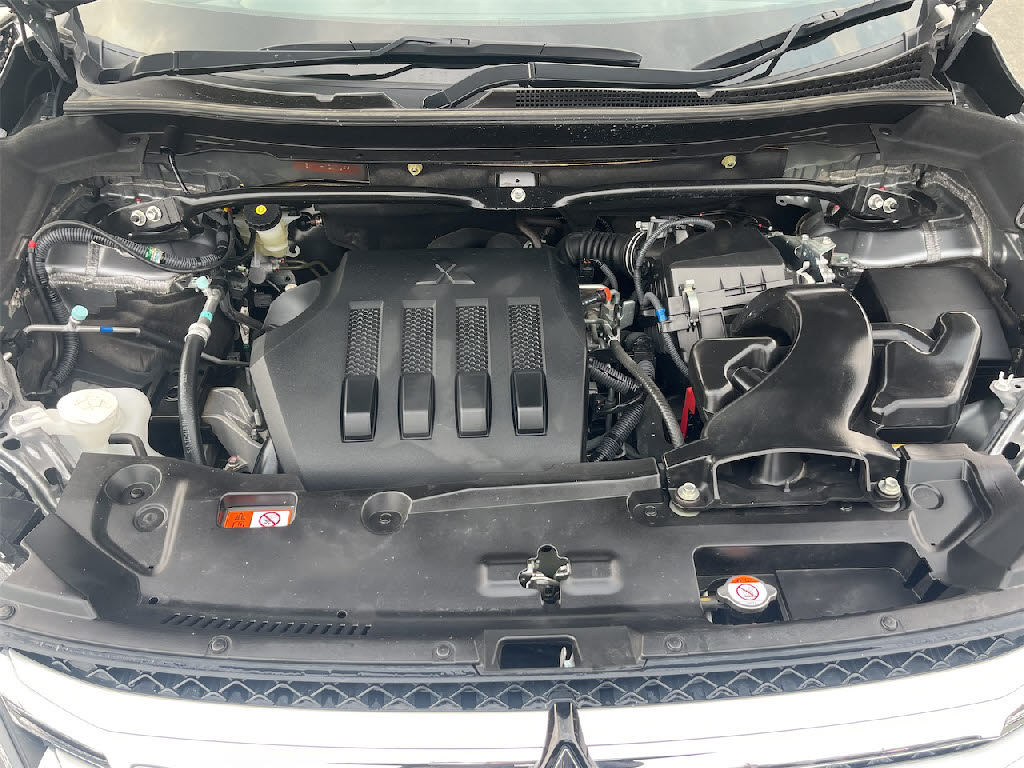 三菱 ｴｸﾘﾌﾟｽｸﾛｽ ４ＷＤ　Ｇ