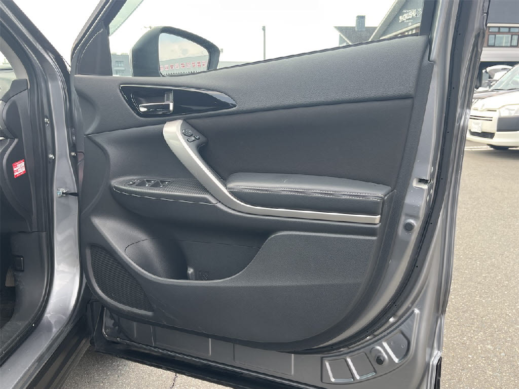 三菱 ｴｸﾘﾌﾟｽｸﾛｽ ４ＷＤ　Ｇ