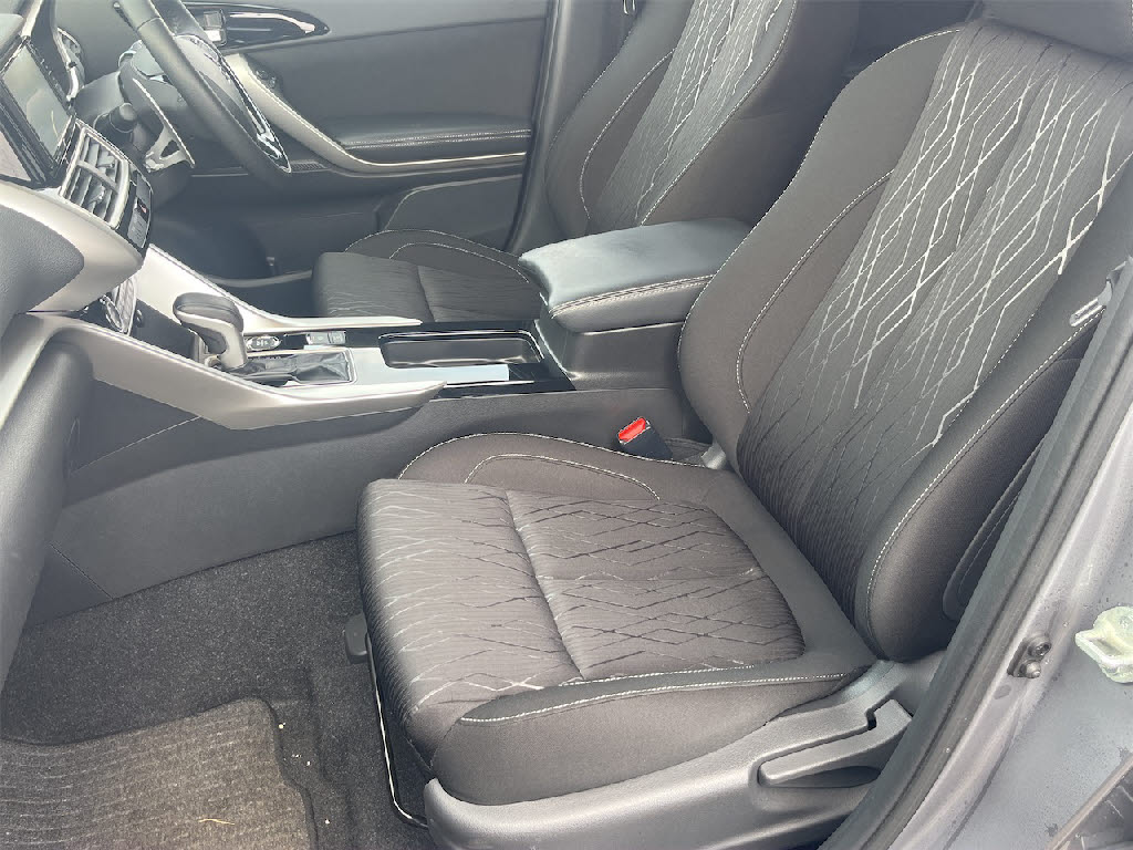 三菱 ｴｸﾘﾌﾟｽｸﾛｽ ４ＷＤ　Ｇ