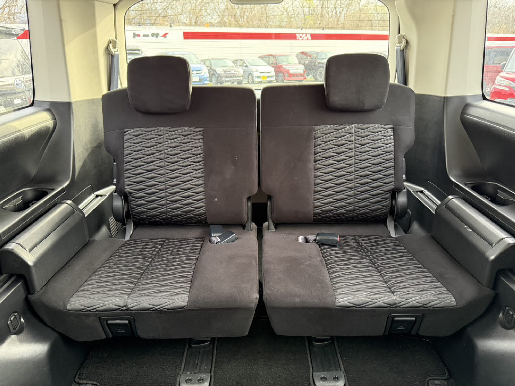 三菱 デリカＤ：５ G-POWER PKG