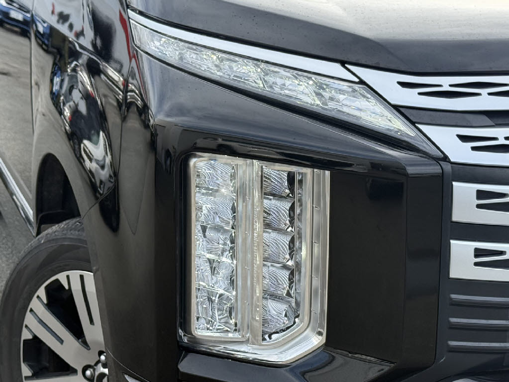 三菱 デリカＤ：５ G-POWER PKG