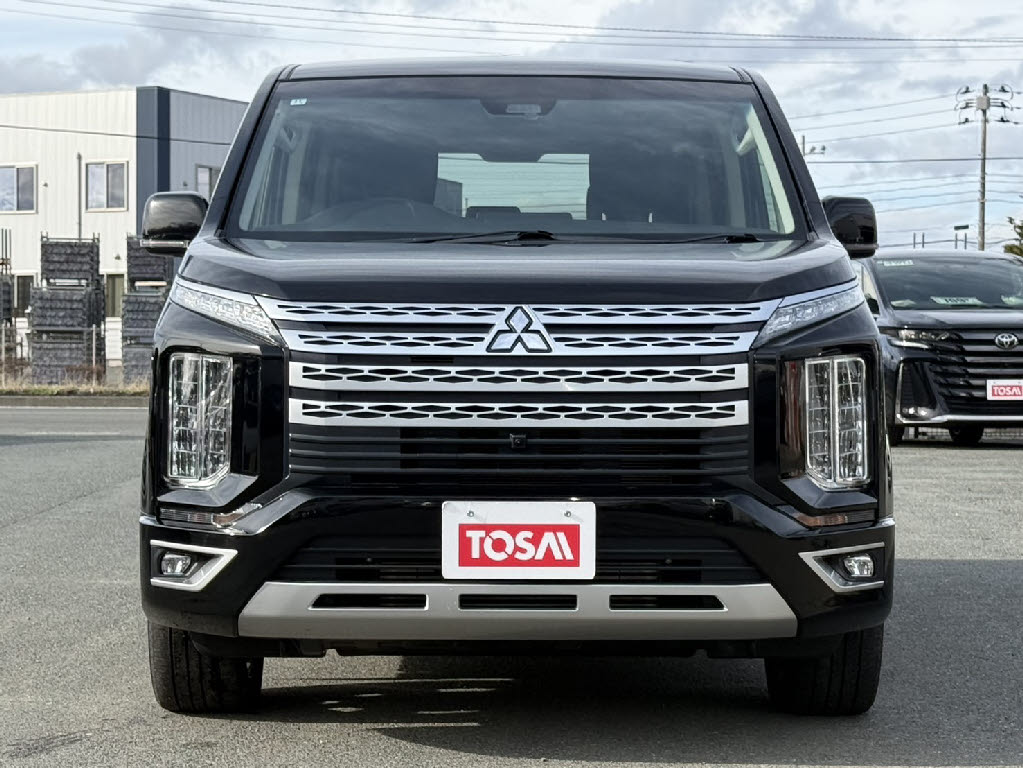 三菱 デリカＤ：５ G-POWER PKG