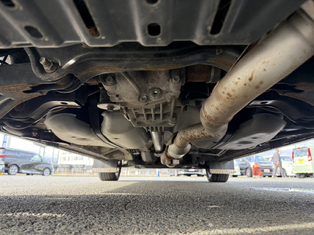 三菱 デリカＤ：５ G-POWER PKG