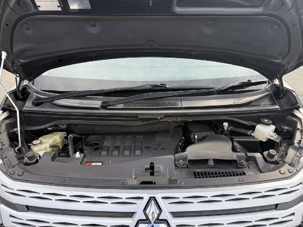 三菱 デリカＤ：５ G-POWER PKG