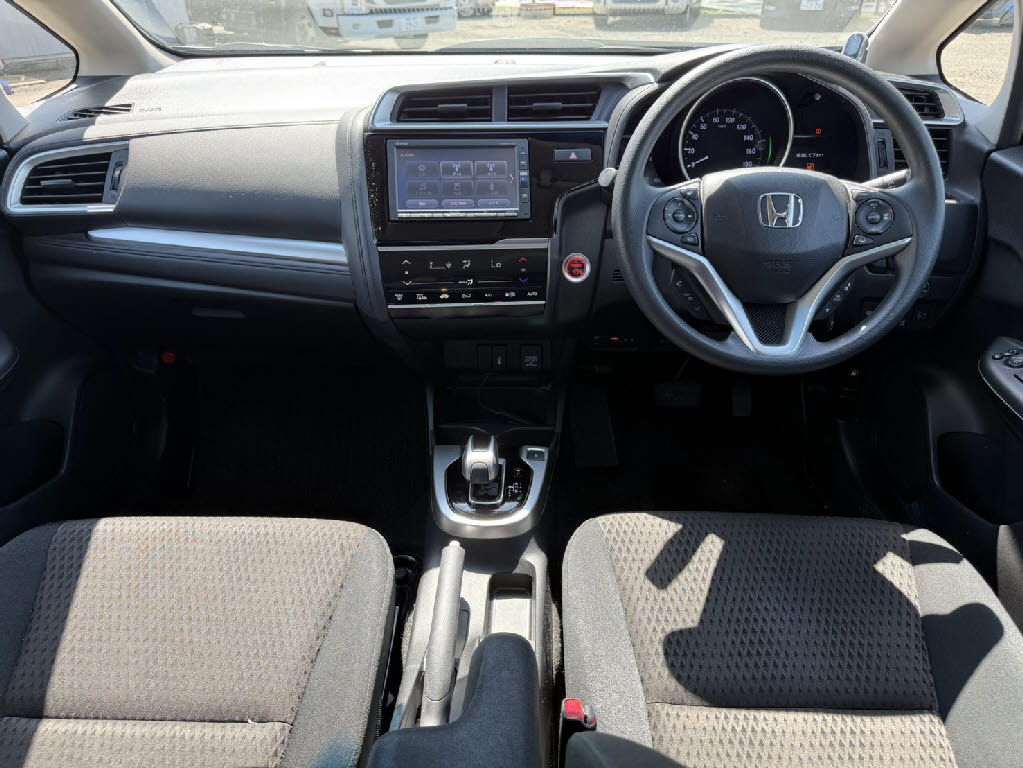 ホンダ ﾌｨｯﾄﾊｲﾌﾞﾘｯﾄﾞ ハイブリッド・F