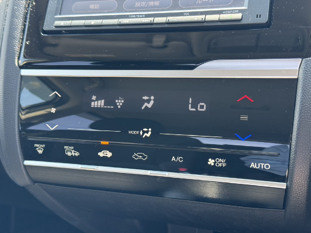 ホンダ ﾌｨｯﾄﾊｲﾌﾞﾘｯﾄﾞ ハイブリッド・F