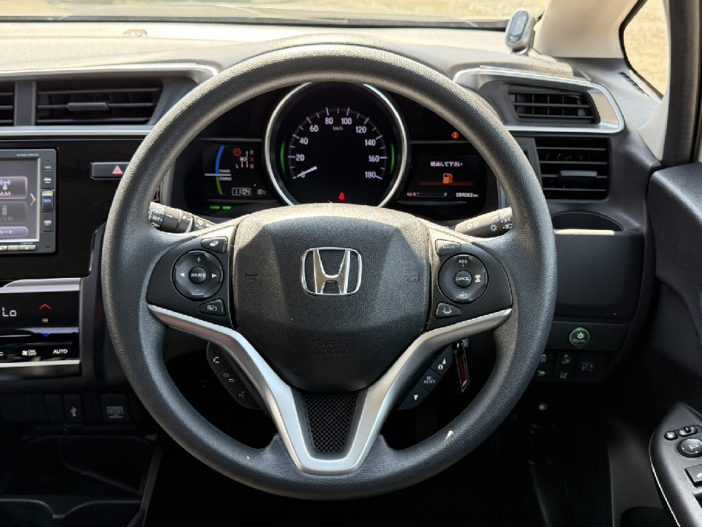 ホンダ ﾌｨｯﾄﾊｲﾌﾞﾘｯﾄﾞ ハイブリッド・F