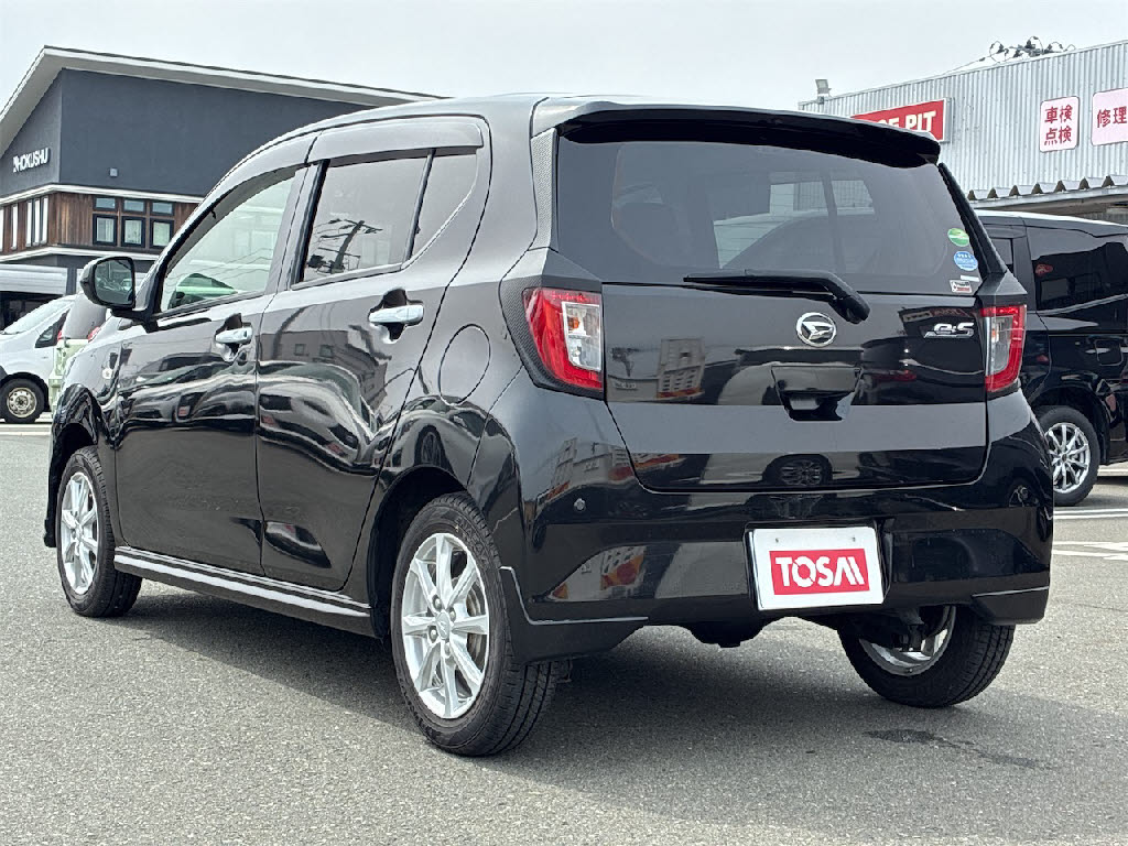 ダイハツ ミライース 4WD G SAⅢ