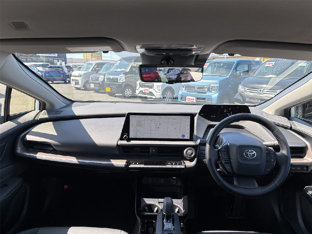 トヨタ プリウス Z