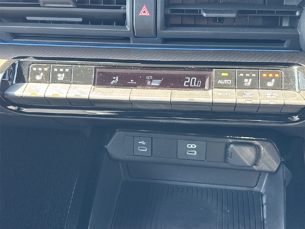 トヨタ プリウス Z