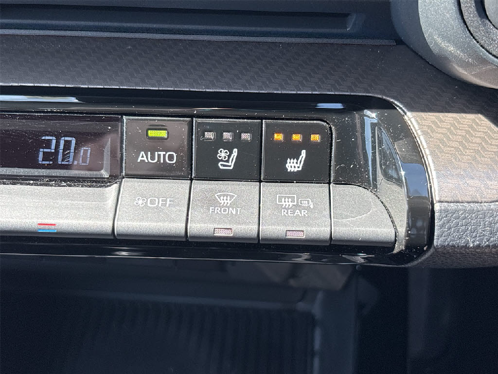 トヨタ プリウス Z