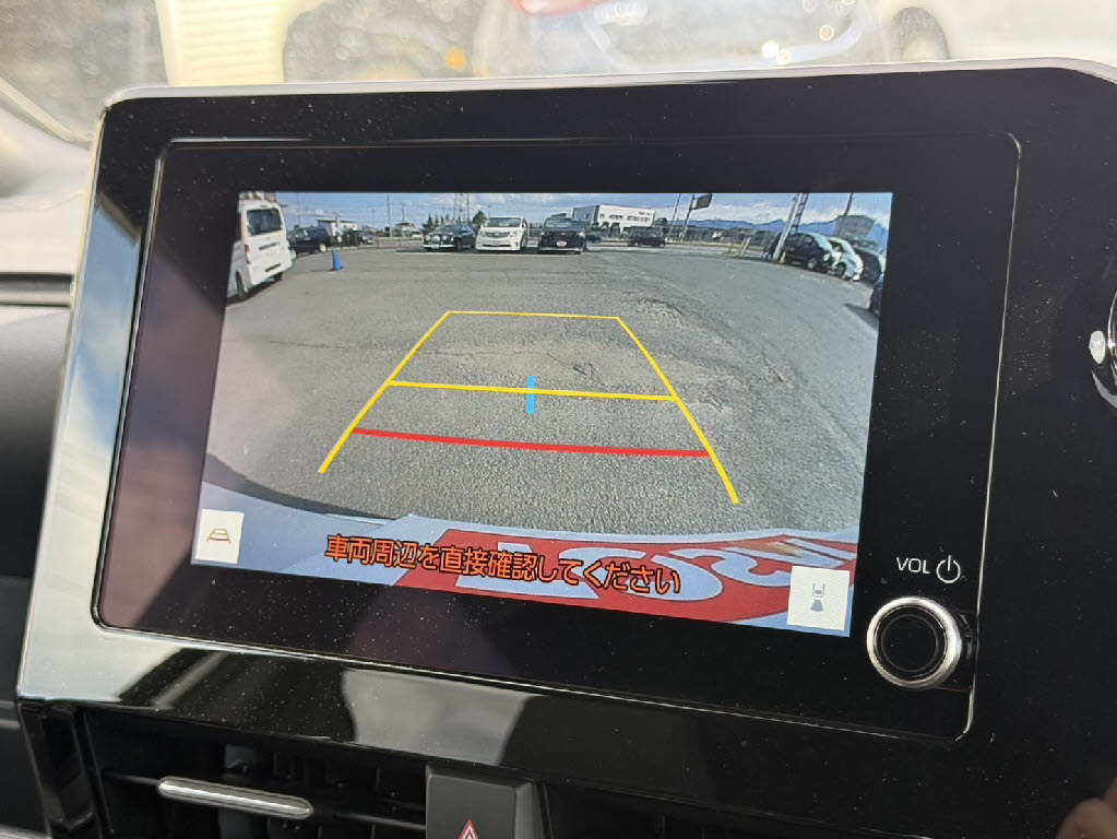 トヨタ ｳﾞｫｸｼｰﾊｲﾌﾞﾘｯﾄﾞ 4WD S-Z