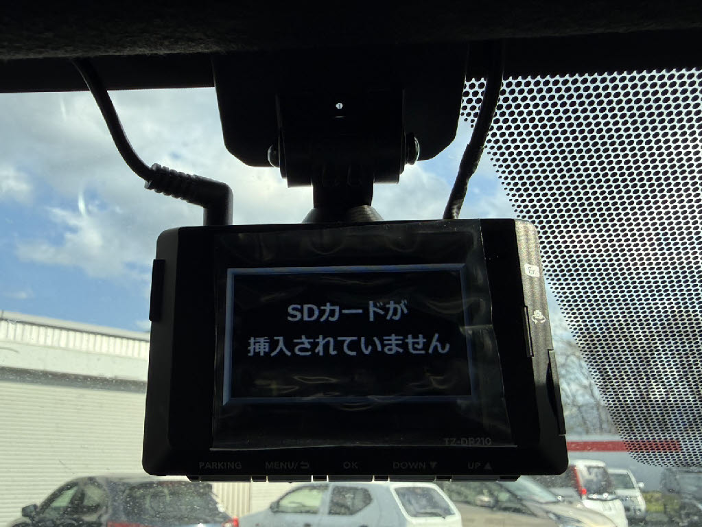 トヨタ ｳﾞｫｸｼｰﾊｲﾌﾞﾘｯﾄﾞ 4WD S-Z