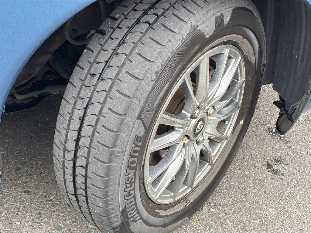 ニッサン ノート X FOUR Vｾﾚｸｼｮﾝ＋Safety