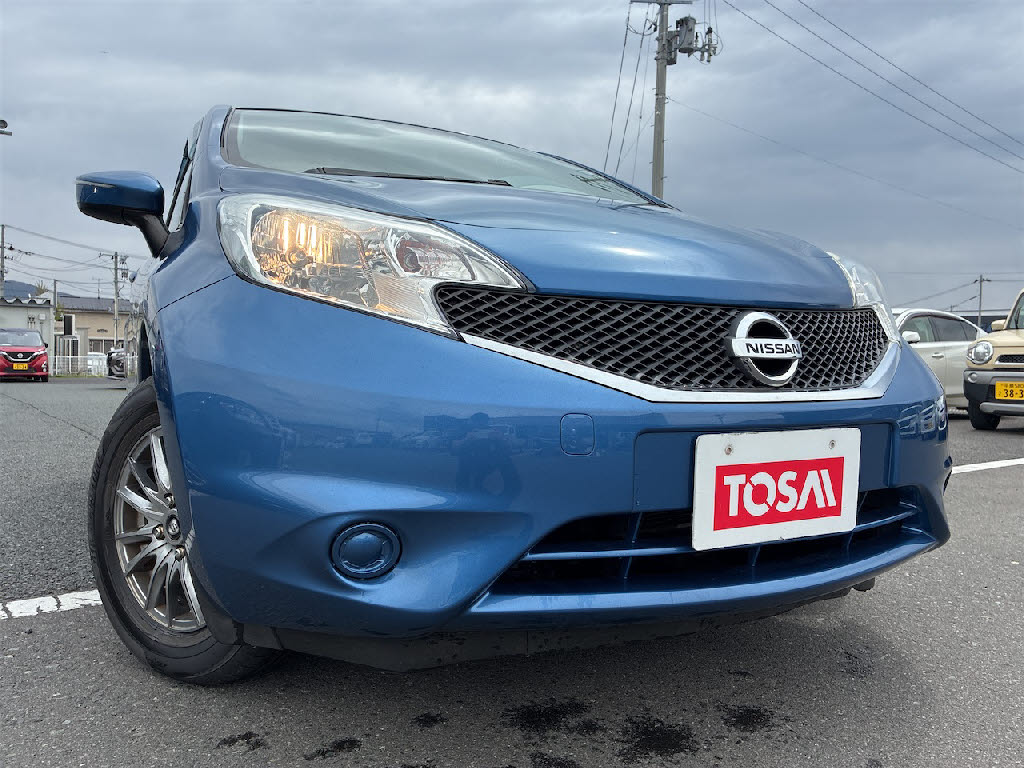 ニッサン ノート X FOUR Vｾﾚｸｼｮﾝ＋Safety