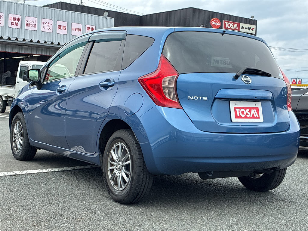ニッサン ノート X FOUR Vｾﾚｸｼｮﾝ＋Safety