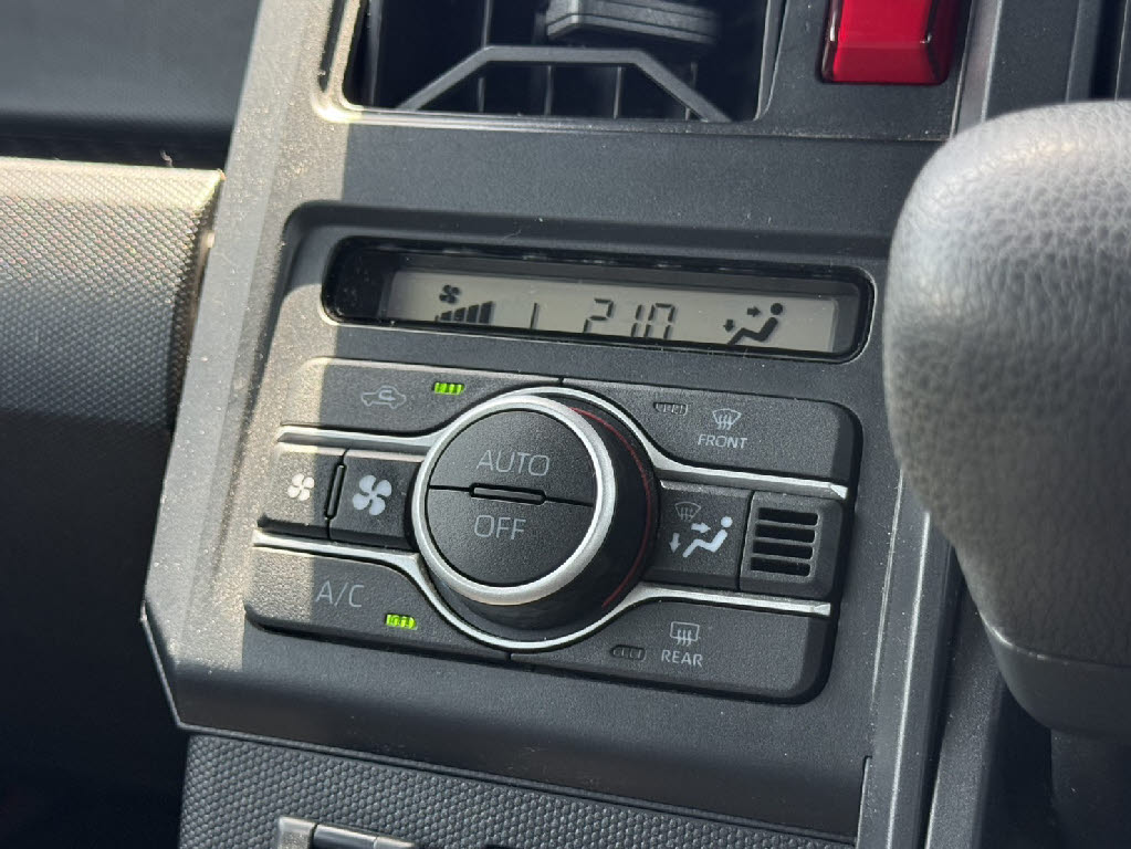 ダイハツ タフト X