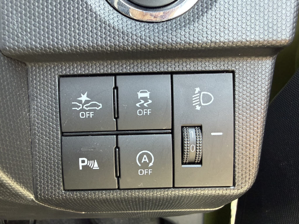 ダイハツ タフト X