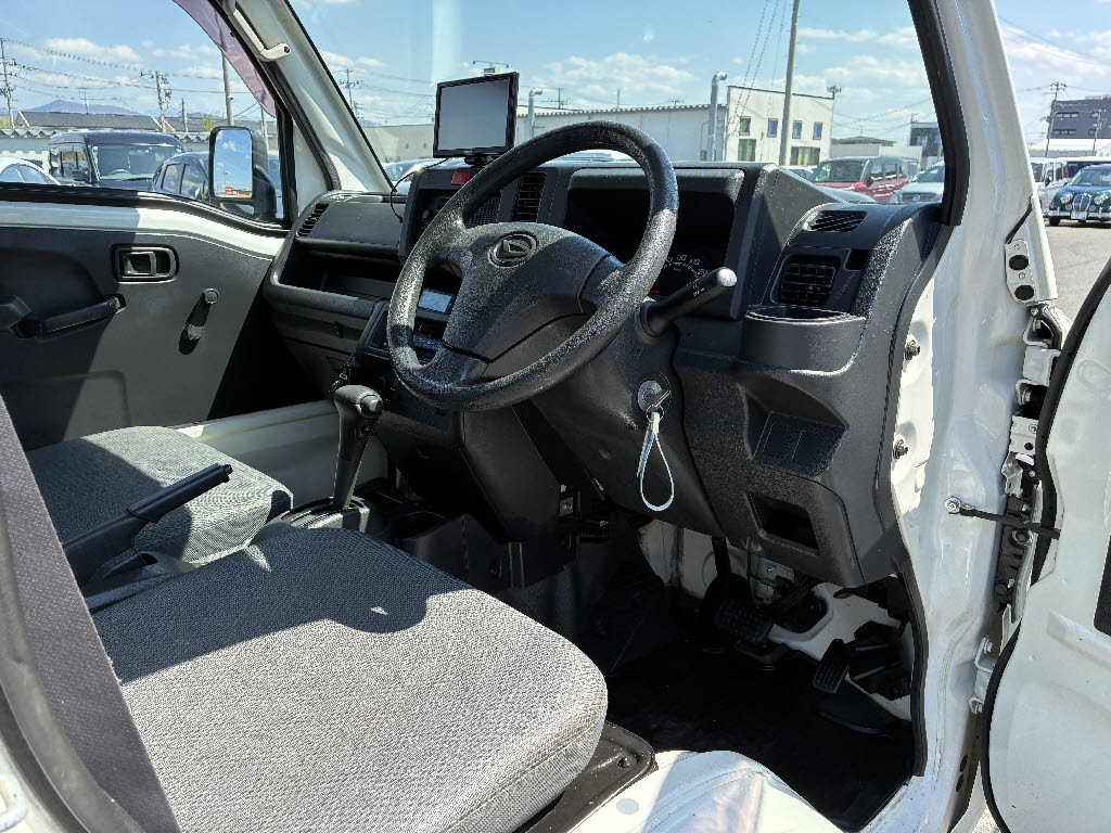 ダイハツ ハイゼットＴ ４ＷＤ　スタンダード