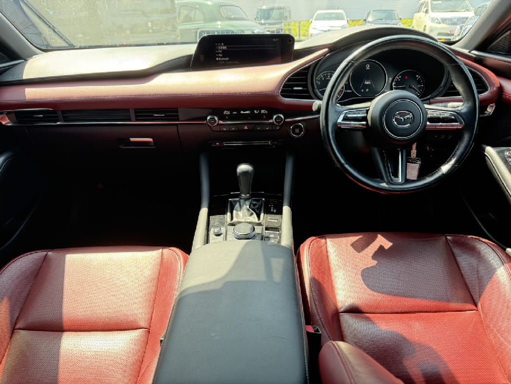 マツダ マツダ３ 4WD 20Sﾊﾞｰｶﾞﾝﾃﾞｨｾﾚｸｼｮﾝ