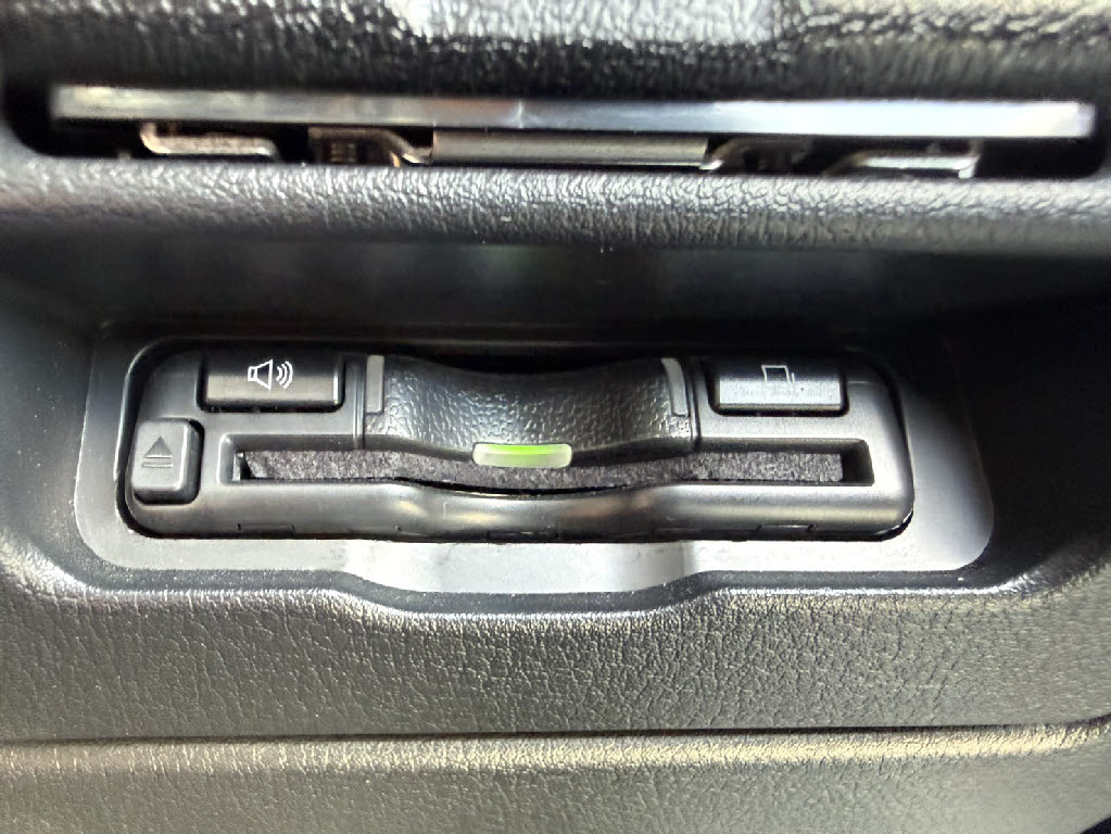 マツダ マツダ３ 4WD 20Sﾊﾞｰｶﾞﾝﾃﾞｨｾﾚｸｼｮﾝ