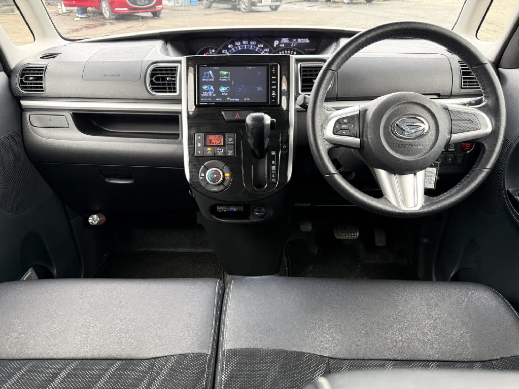 ダイハツ タントカスタム ４ＷＤ　ＲＳトップエディションＳＡ