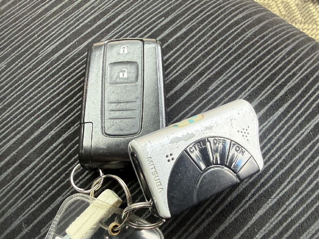 ダイハツ タントカスタム ４ＷＤ　Ｘ