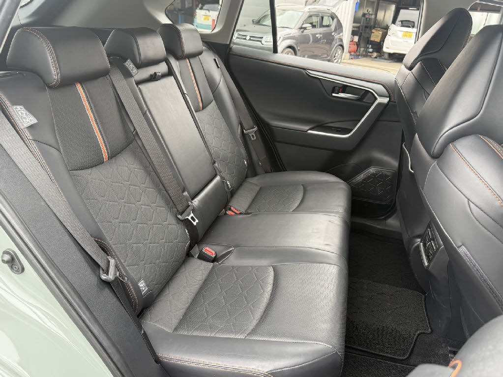 トヨタ ＲＡＶ－４ ４ＷＤ　アドベンチャー