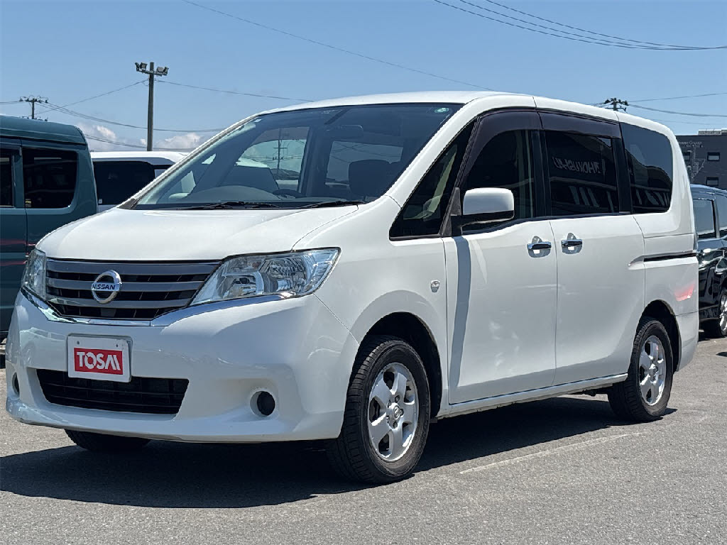 ニッサン セレナ 4WD 20X